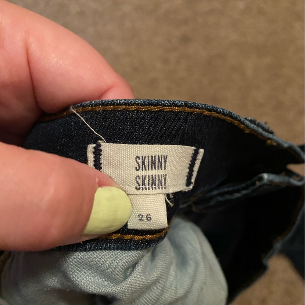 Madewell Women's Skinny Jeans in Dark Blue Wash - Picture 7 of 7